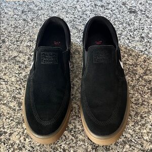 Nike Stefan Janoski Black Suede Slip-On Sneakers
Worn once. Like new